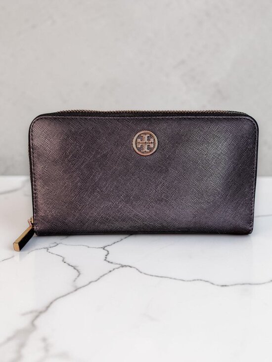 Tory Burch Handbags - Tory Burch Robinson Black Saffiano Leather Continental Zip Around Wallet